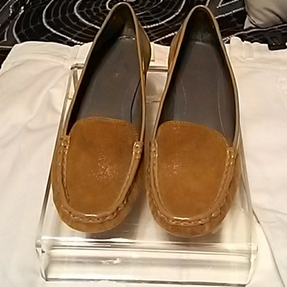 Calvin Klein shoes - Picture 1 of 3